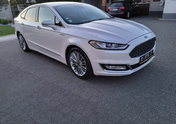 ford mondeo Ford Mondeo cena 78900 przebieg: 149000, rok produkcji 2018 z Hrubieszów